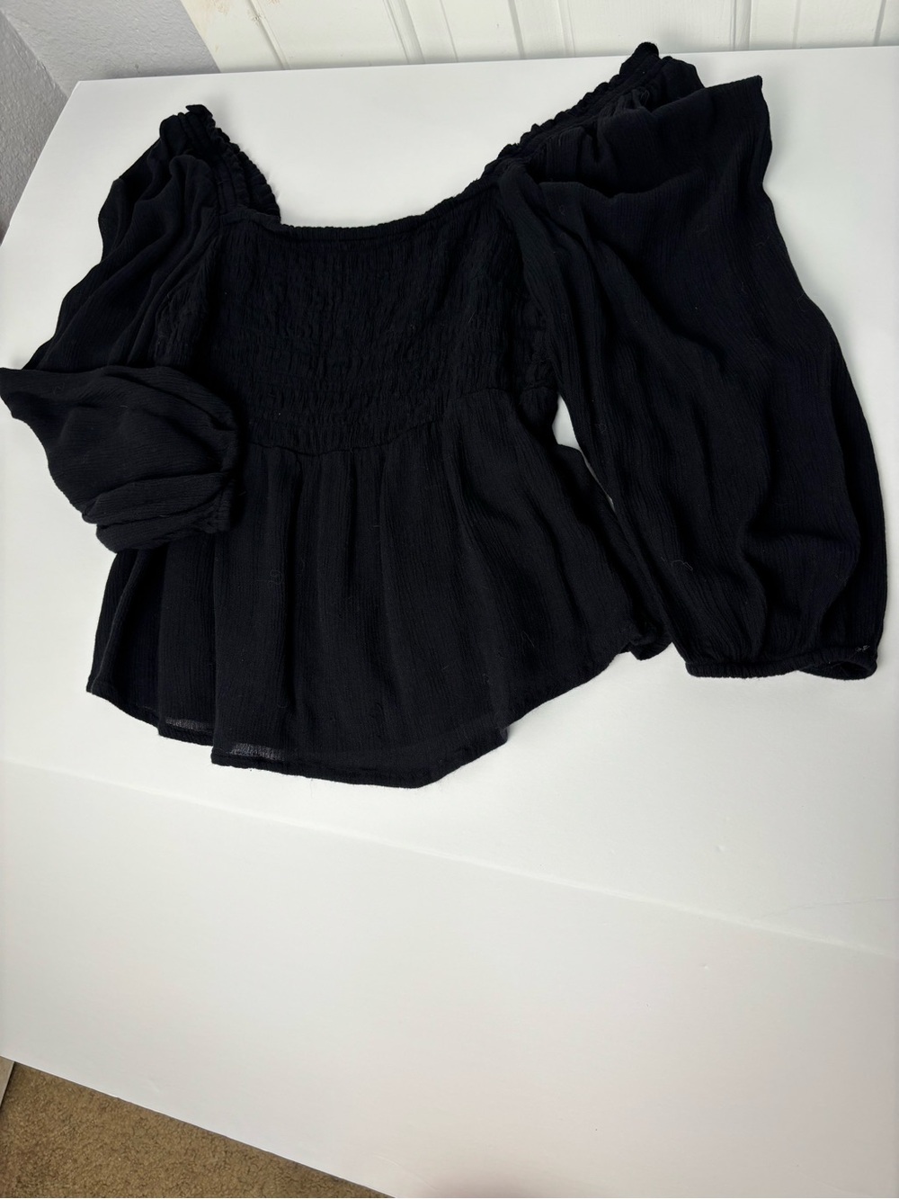 Abercrombie & Fitch square-neck long sleeve peplum top Size Medium
